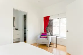 Contemporary East Austin Cottage - Image 5