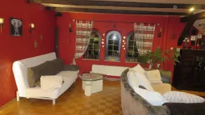 Cozy, large apartment - Image 2