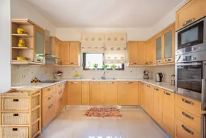 The Ixian Emerald Guest House - Image 4
