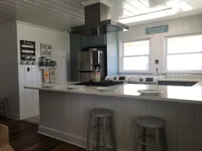 Hart’s Cozy Cottage/ NMB/ 3 Bedroom- 2 Bath - Image 5