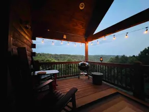The Great Indoors Mountain Retreat w/ Hot Tub - Image 3