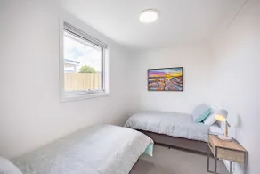 Charlie’s Beach House. - Image 5