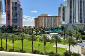 Beautiful 1 bedroom apartment fully furnished steps away from the beach - Image 5