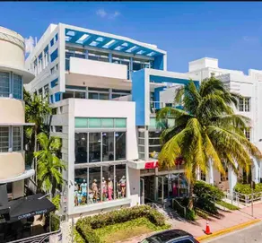 AZURE LUXURY SUITES LOFT 1 SOBE MIA - Image 4