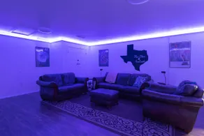 *Home Theater* LRG 4 Bd Near Ft. Hood/Restaurants - Image 2