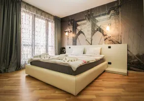 Trendy & Deluxe Apartment by Flat Mаnager - Image 2