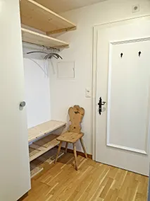 Esan & Mezzaun: 2.5 room apartment with a view - Image 3