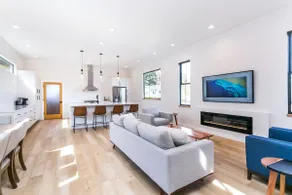 Downtown Fairhaven With Ocean View & Rooftop Deck - Image 5