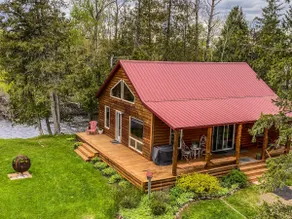 Northwoods Cabin on the Lily River Absolute Peace! - Image 3