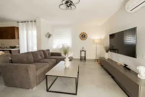 Ibiscus Deluxe Apartment - Image 4