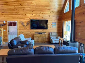 Chalet on the lake - Image 4