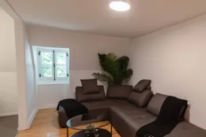 Golden Cross // Typical old Quebec appartement - Image 5