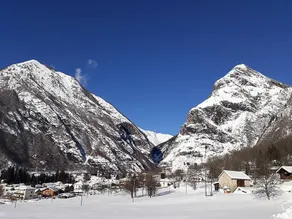 Apartment at the foot of the ”Little Matterhorn” Stopover - Image 4