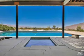 Salt Water Pool+Spa/BBQ/Swim-Up Bar/Misters/Views - Image 2