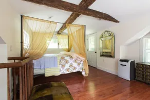 1822 Lewis Cottage - Sauna, Jacuzzi, Swimming Hole - Image 4