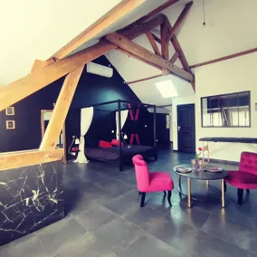 ~ LOVE ~ Romantic loft in Montargis - Image 2