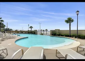 Gulf-Front Luxury End Unit with Infinity Pool, - Image 4