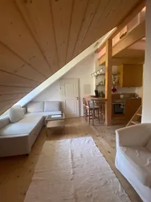 When greeting - Image 3