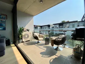Stylish Lakeside Kingston + Free Basement Parking - Image 5