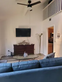 beautiful 2 bedroom apartment - Image 3
