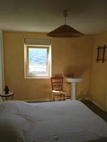 Country house with beautiful panoramic view - Image 2