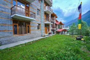 The Glen Haus 2bhk | Gas Cylinder| Bbq | Bornfire - Image 2