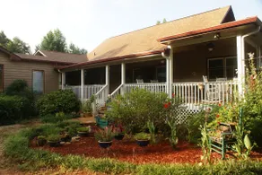 Greystone Acres Guesthouse Unit B - Image 4