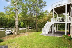 Magnificent Water Front Property - Image 5