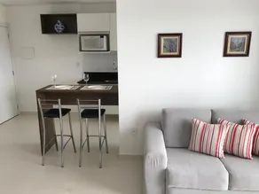 2-bedroom apartment with en-suite and garage - Image 2
