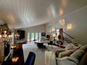Hamburg Cove House - Image 3