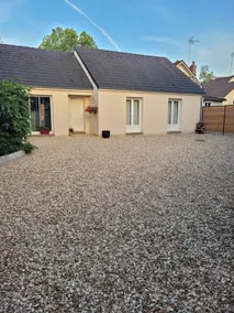 Pleasant Townhouse 3-star furnished tourist accommodation - Image 2
