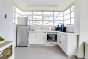 Carmel Boutique Apartments- Two Bedroom Apartment - Image 5