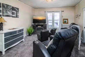 The Riverview Retreat, unique spacious upper. - Image 3
