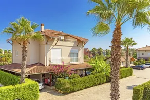 Paradise Town Villa Orchard - Image 4