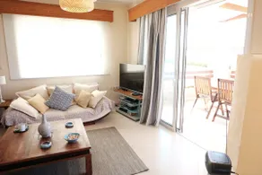 Villa & Pool On the Water - Image 2