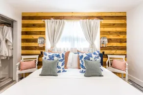 Stylish Coastal Stay ☀ Ideal Zoom Background - Image 2