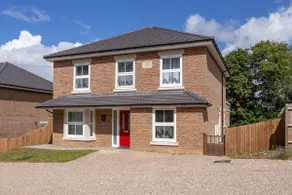 The Orchard 5Bed ideal for Contractors & families - Image 2