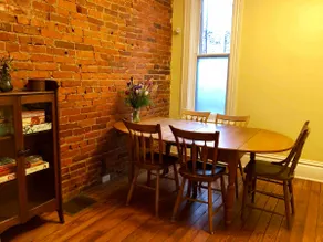 Entire House: Historic Midtown - Quiet|Cozy|Clean - Image 5