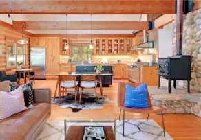 The Cabin at Idyllwood Farm - Image 3