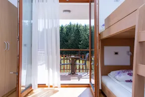 Suite with massage tub and breakfast - Image 4