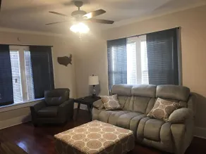 (4)Beautiful Apartment near downtown - Image 3