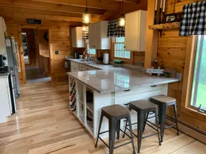 “A Beary Happy Place” stunning home, views & more - Image 5
