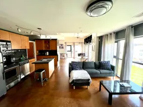 Spacious studio of Downtown Charlotte - Image 3