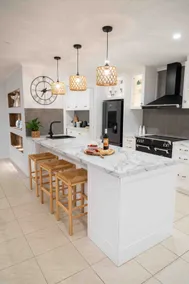Chiton Breeze Stylish Family Beach House, Kid Zone - Image 3
