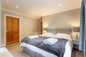 Riverview Retreat - Image 4