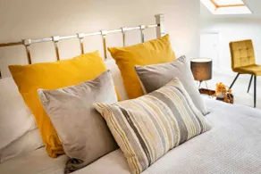 Luxury Studio Apartment - Town Centre - Image 4