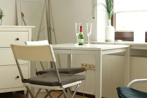 Chic apartment/studio with terrace and garden - Image 2