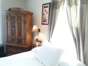 Large Home - King - Sauna - Ski - Amish - Winery - Image 4