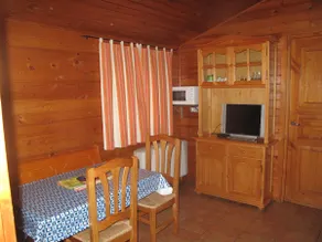 4-seat bungalow - Image 3