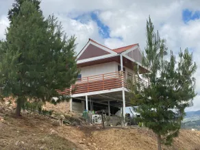 Magnificent Mountain Chalet, Km 7 on the road to Pesca - Image 2